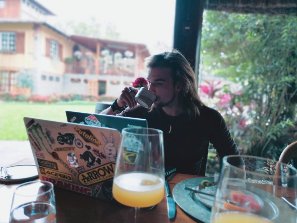 Digital Nomad Jobs: How to Start Working Online // Adventure Bound